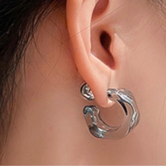 ✨3for$38 New Zara Translucent Chunky Hoop Ball Back Earrings - Picture 13 of 16